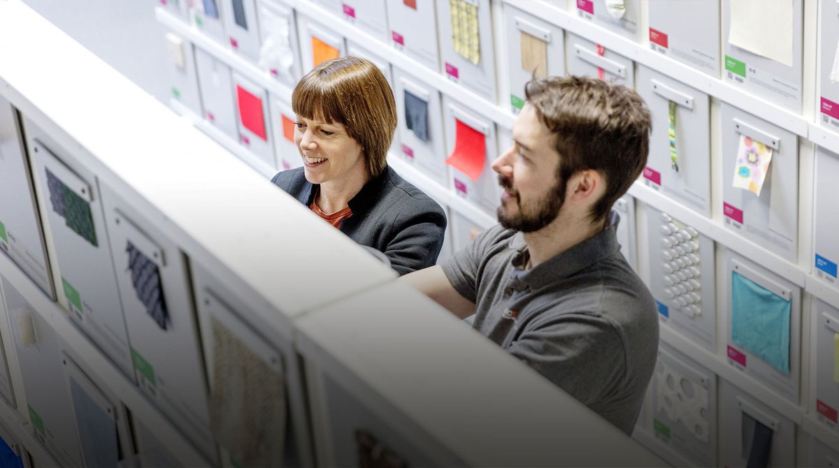 Känn på 1600 material i Material Connexion bibliotek